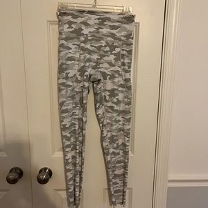 Aerie camouflage leggings
